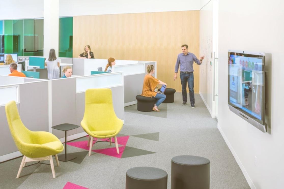 Instructor providing personalized feedback to student